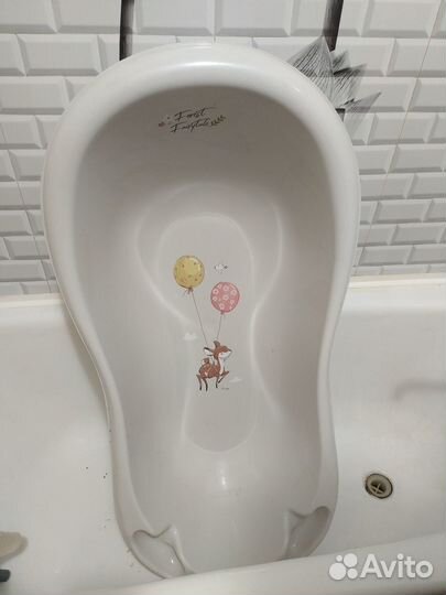 Ванночка для купания с горкой