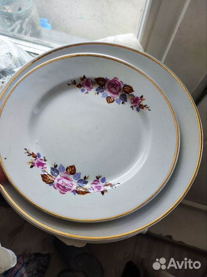 Набор тарелок