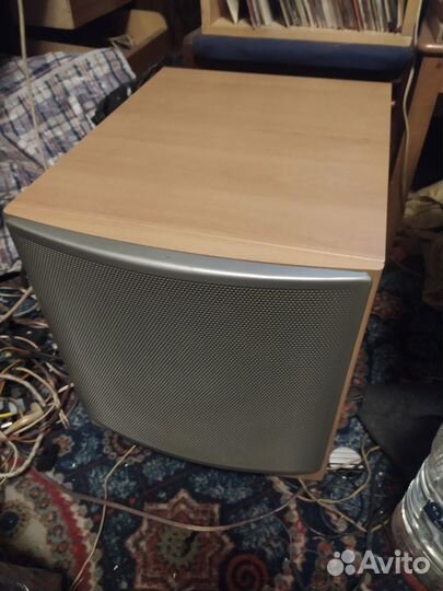 Сабвуфер 12 дюймов 500 ватт Infinity SW 12/230