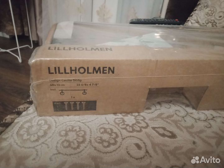 Стеклянная полка IKEA