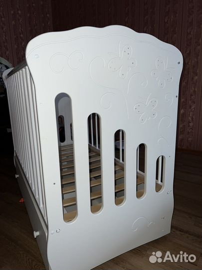 Детская кроватка