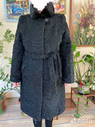 Шуба из каракуля б/у