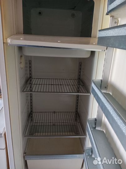 Холодильник ЗИЛ-63