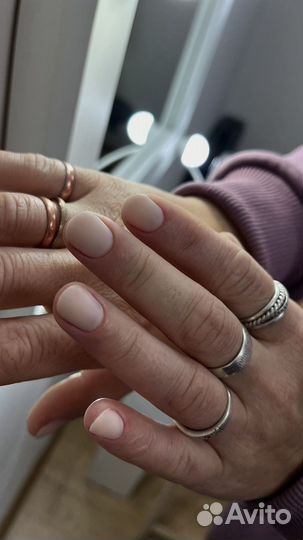 Мастер маникюра