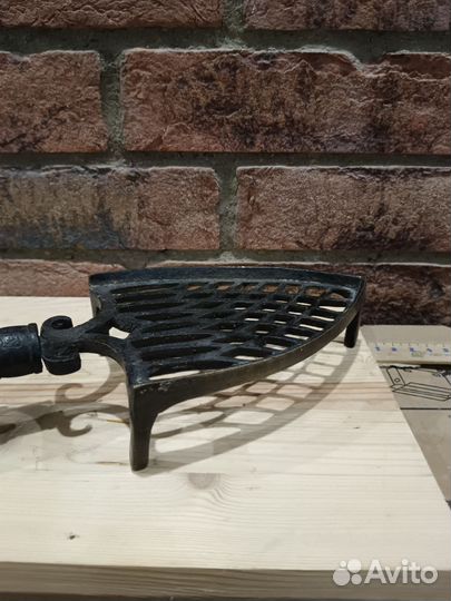 Подставка для утюга старинная бронза