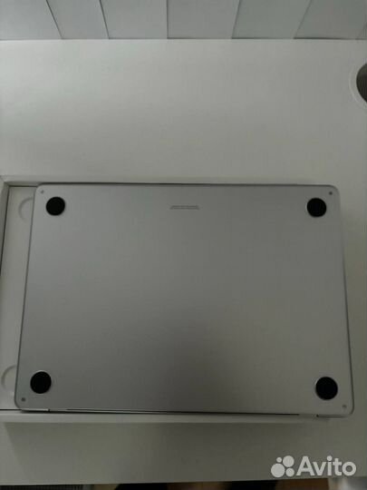 Apple Macbook Air 2022 13.6 M2 8/256