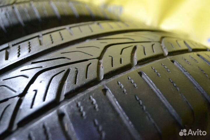 Nitto NT421Q 235/65 R17