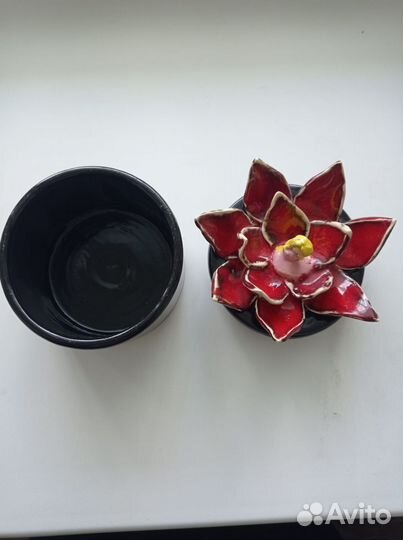 Декоративная керамическая баночка шкатулка Лилия