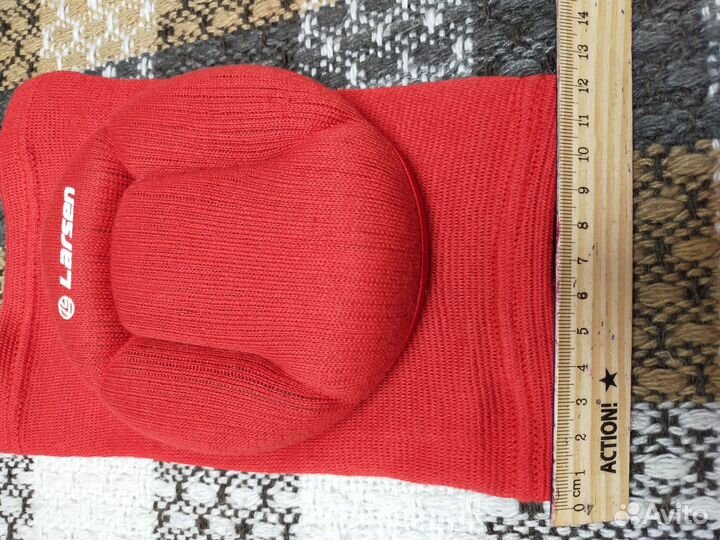 Наколенники