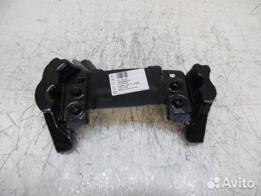 Опорный кронштейн vw