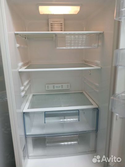 Холодильник LG