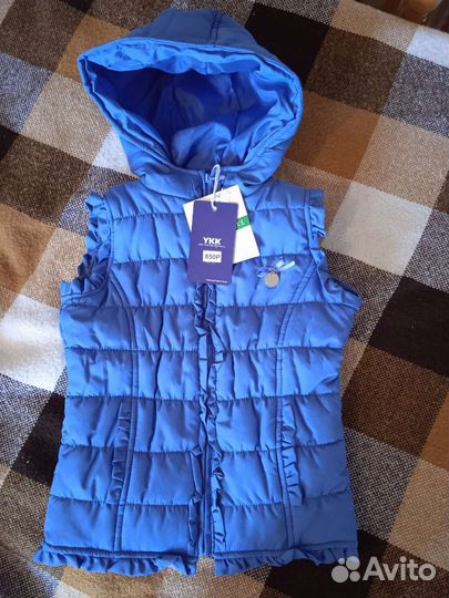 Безрукавка для девочки