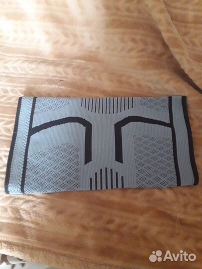 Наколенник