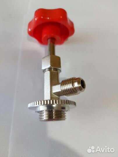 Вентиль проколка для баллонов фреона