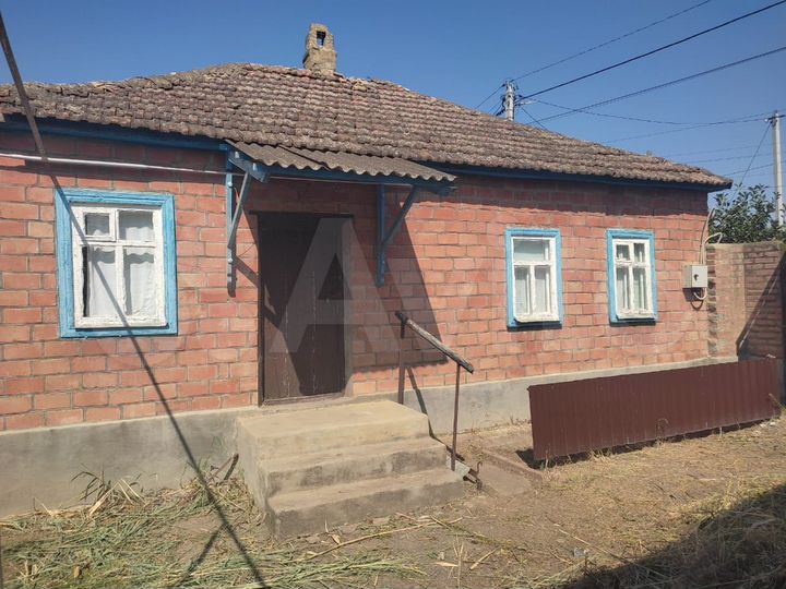 Дом 27,7 м² на участке 2 сот.