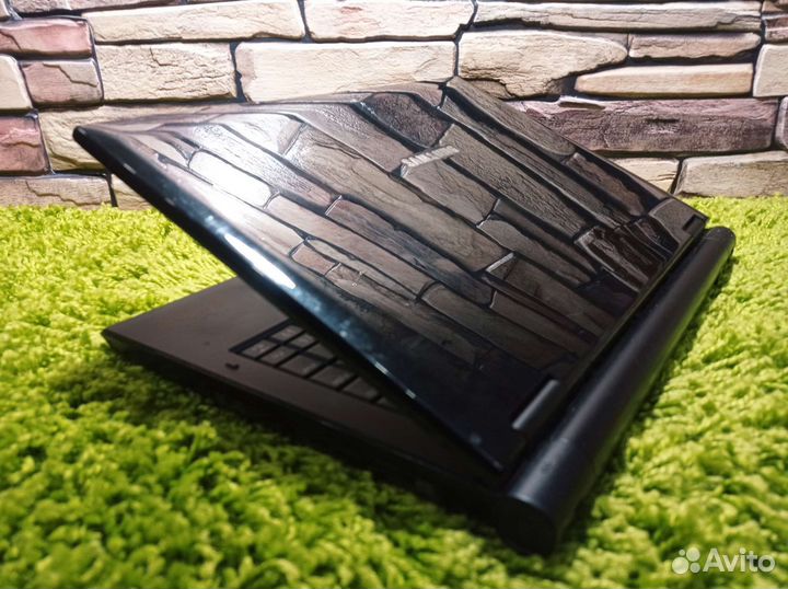 Надежный полностью рабочий Samsung 2Гб экран 14