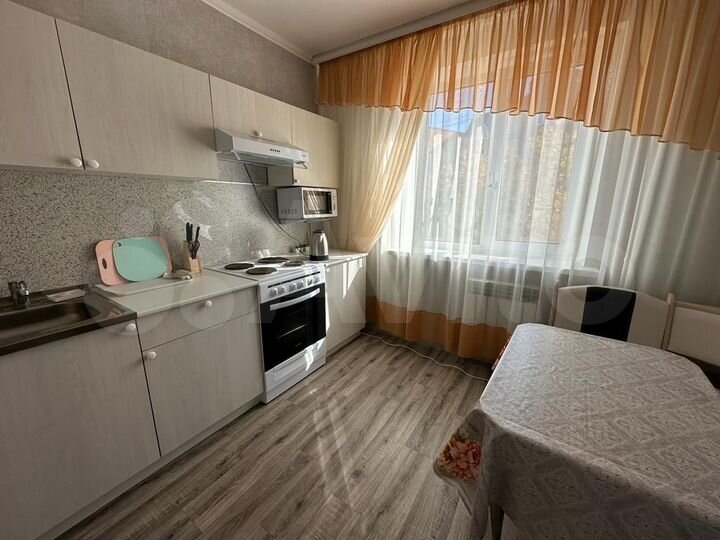 2-к. квартира, 65 м², 5/9 эт.
