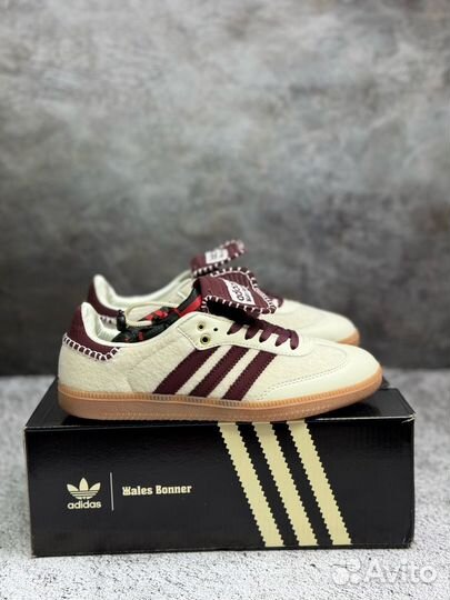 Женские кроссовки Adidas samba x Wales Bonner