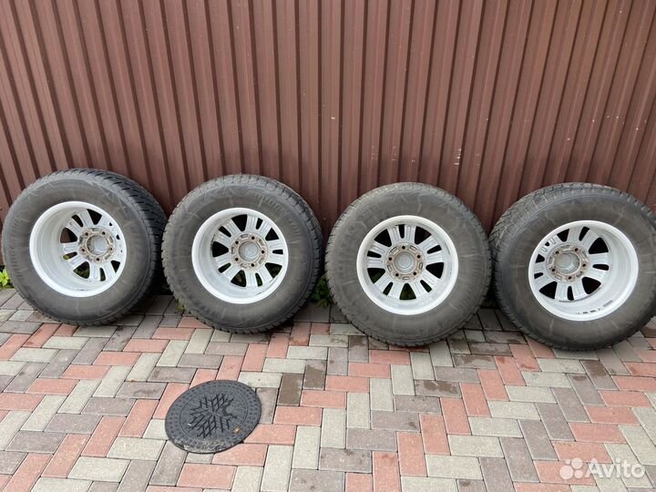 Комплект колес на Toyota Iand Сruiser 200