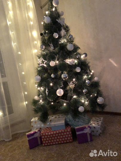 Елка искусственная