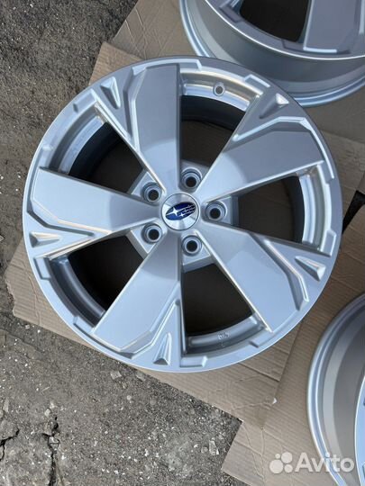 Диски Subaru Outback Forester R18