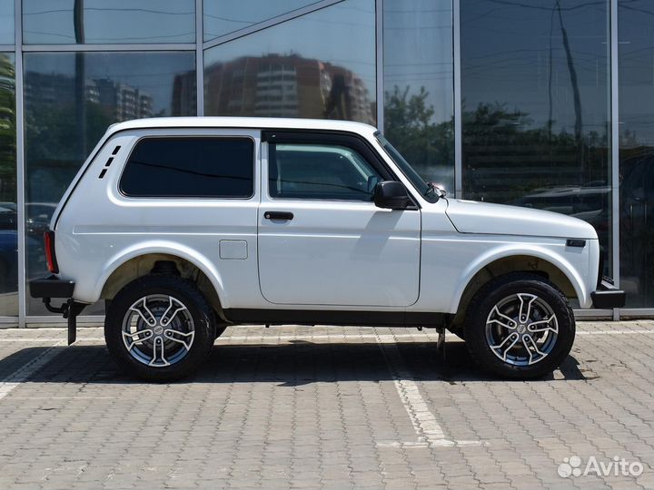 LADA 4x4 (Нива) 1.7 МТ, 2019, 20 740 км