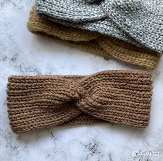 Повязка на голову вязаная