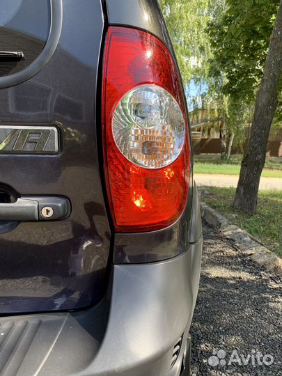 Chevrolet Niva, 2012