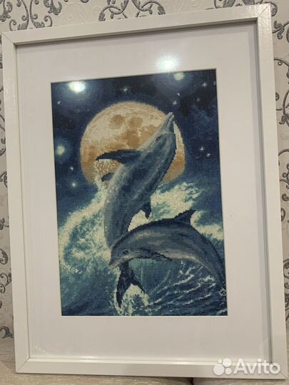 Картина Дельфины крестиком(ручная работа)