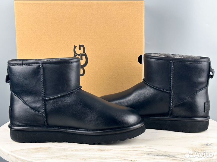 Угги UGG Classic Mini Leather Black unisex