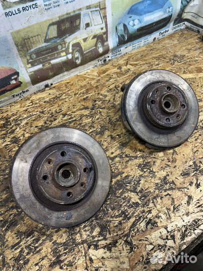 Кулак ступица Рено Логан 1