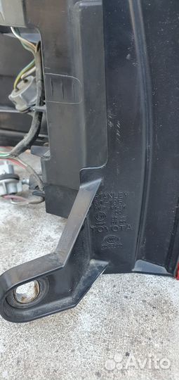 Задняя фара Toyota TLC Prado