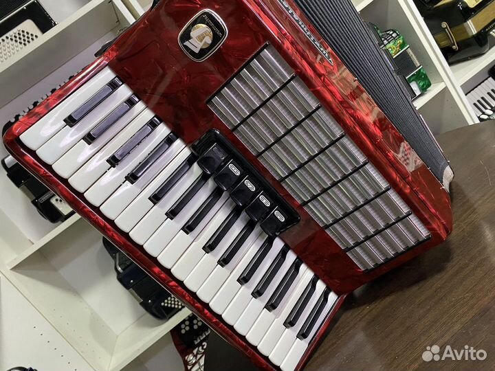 Аккордеон Weltmeister Stella 3/4