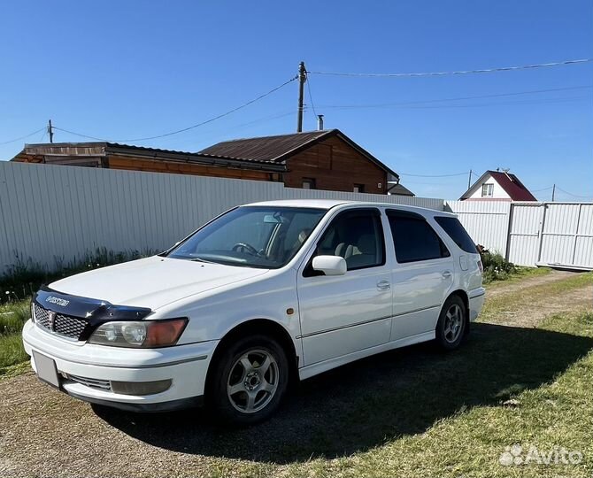 Toyota Vista Ardeo 2.0 AT, 1999, 250 000 км