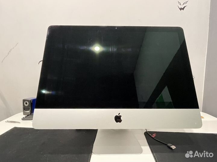 Apple iMac 21.5