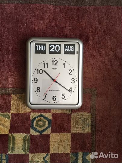 Часы настенные Twemco quarts