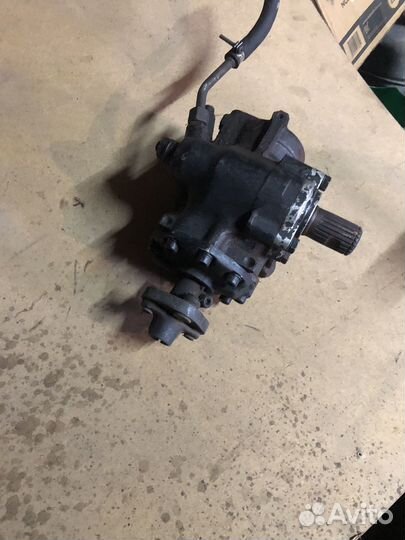 Рулевой редуктор на Mercedes 124