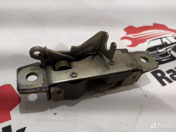 Замок боковой двери левый Mercedes Sprinter W906