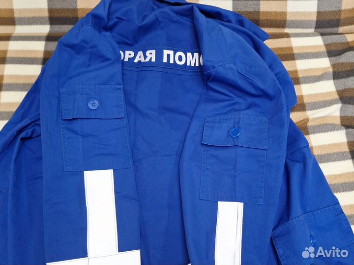 Две куртки скорая помощь