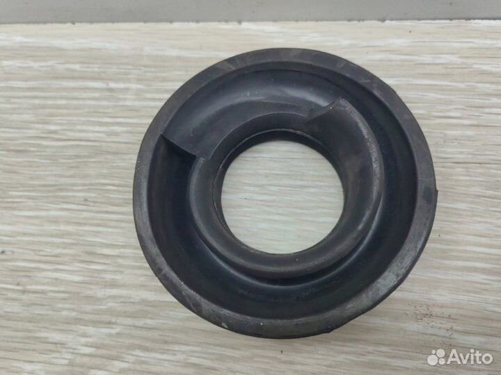 Проставка пружины задняя Bmw 3 F30 N20B20 2012