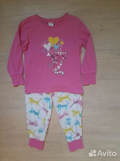 Одежда на девочку пакетом. 104 размер, бу