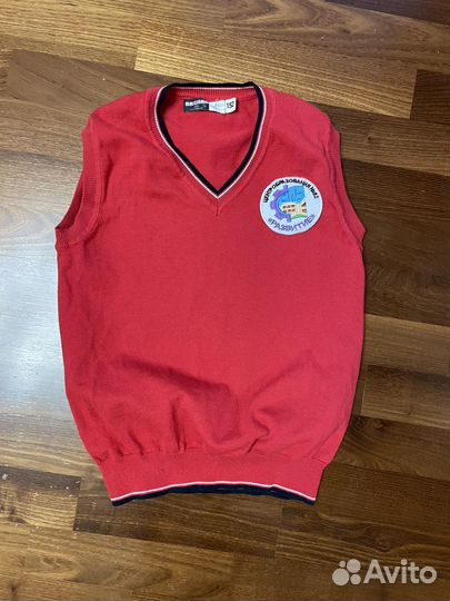 Школьный жилет,галстук №82 Развитие