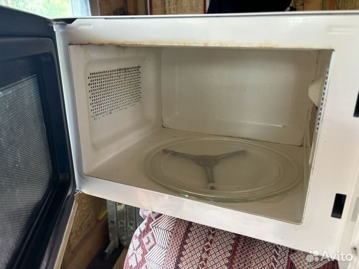 Микроволновая печь supra