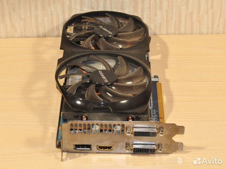 Видеокарта GigaByte GeForce GTX 670 2GB