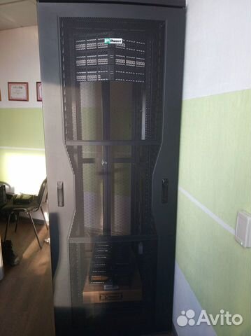 Шкаф серверный напольный NET-access CN1 Panduit