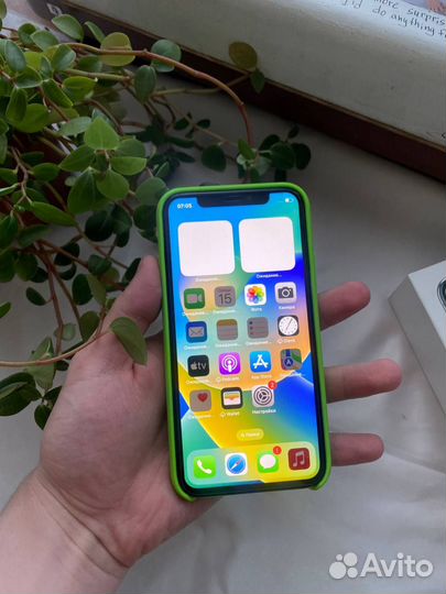 iPhone X, 256 ГБ