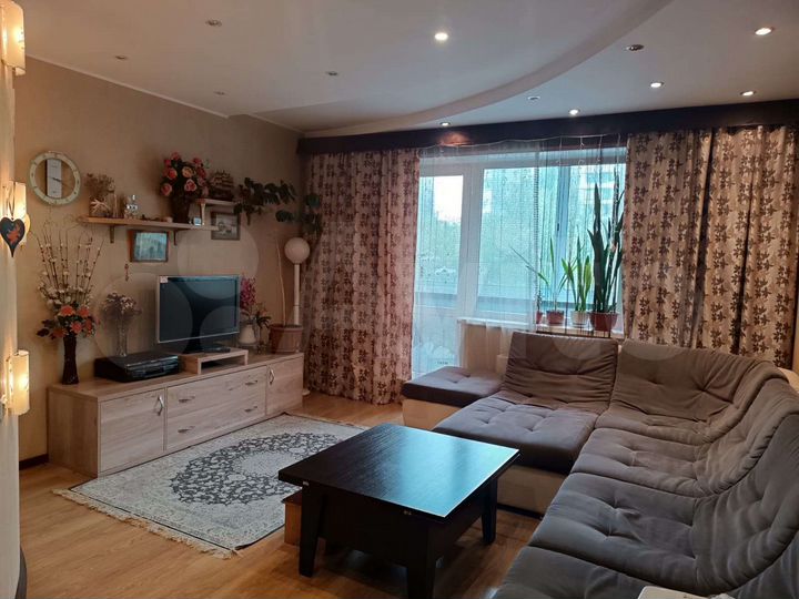 3-к. квартира, 74 м², 2/9 эт.