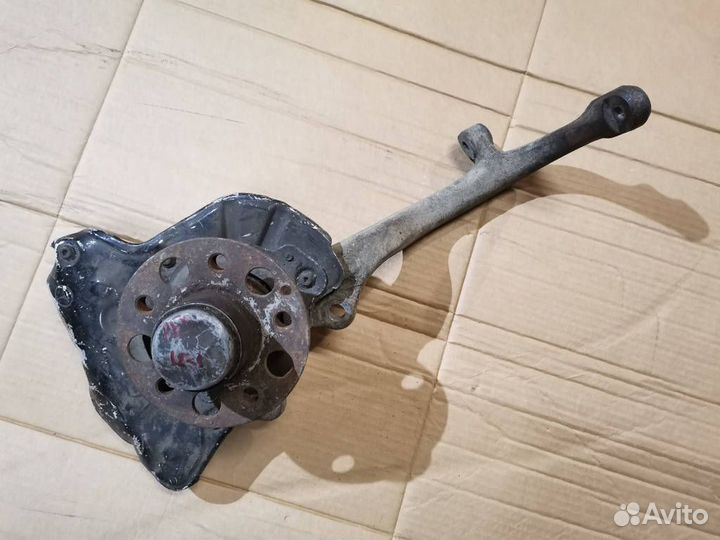 Рычаг, кулак поворотный левый передний A2213324501