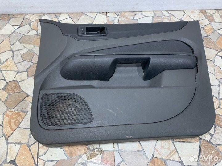 Обшивка боковой двери Ford Focus хэтчбэк 1.6 hwdb