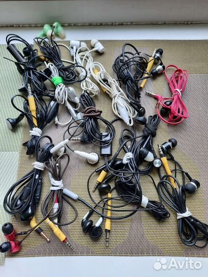 Наушники проводные